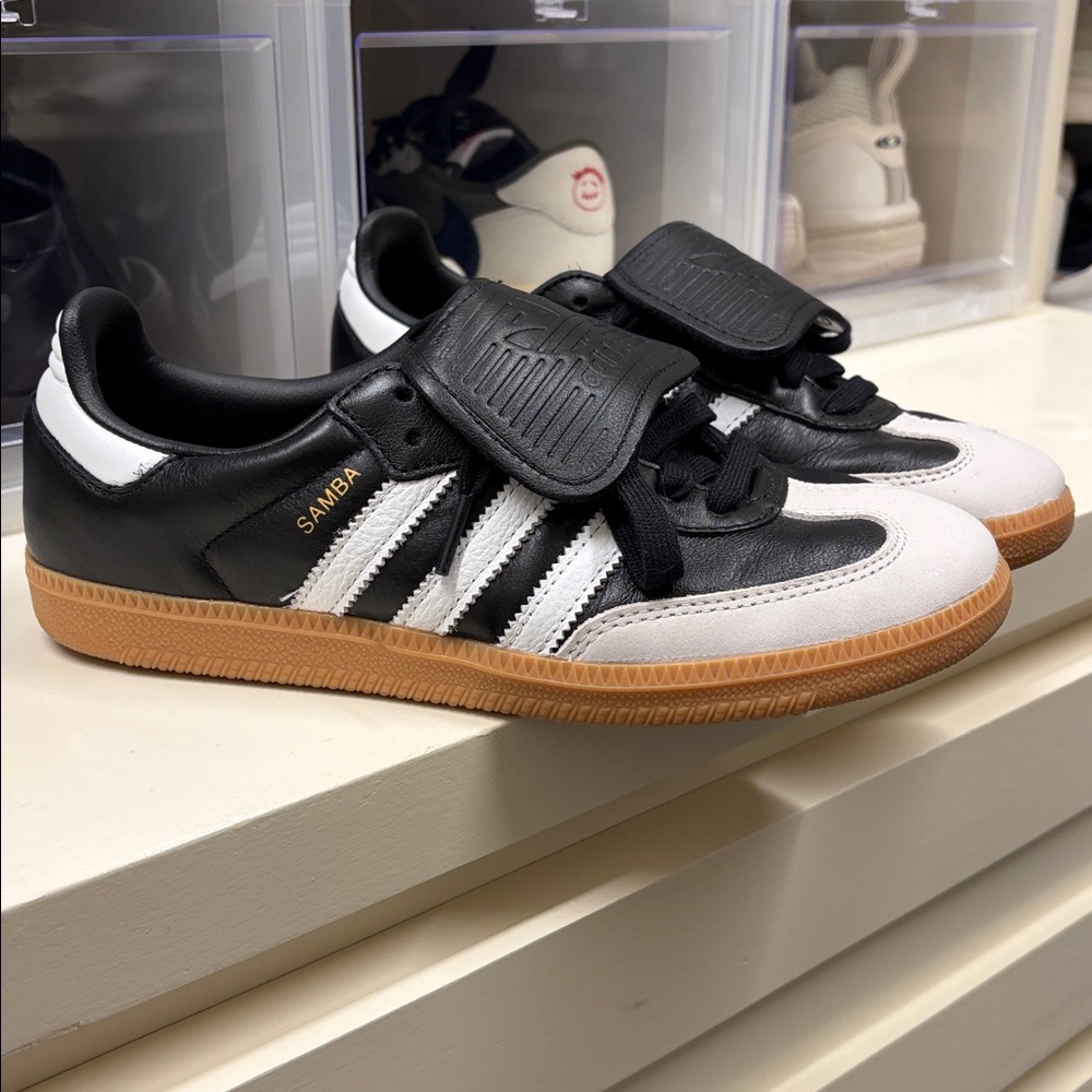 Adidas Sambas
